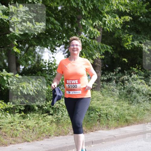 15.06.2025 - REWE Women's Run Jannik Wohlers http://msf.ph/oto/7943380 15.06.2025 10:16:32 Laufen 5100, 5106 meine-sportfotos.de