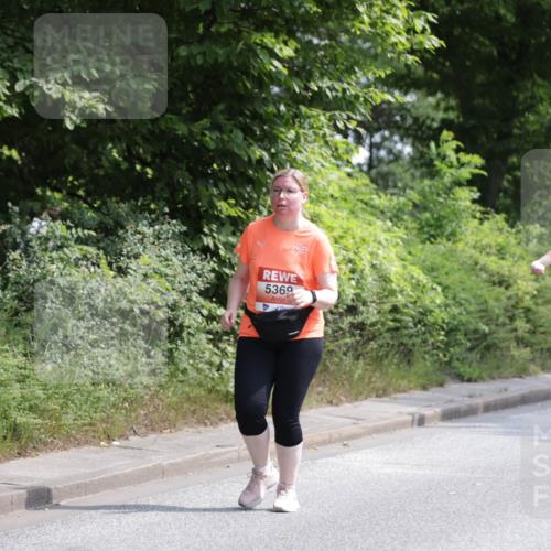 15.06.2025 - REWE Women's Run Jannik Wohlers http://msf.ph/oto/7943410 15.06.2025 10:16:40 Laufen 5369, 5631, 5632 meine-sportfotos.de