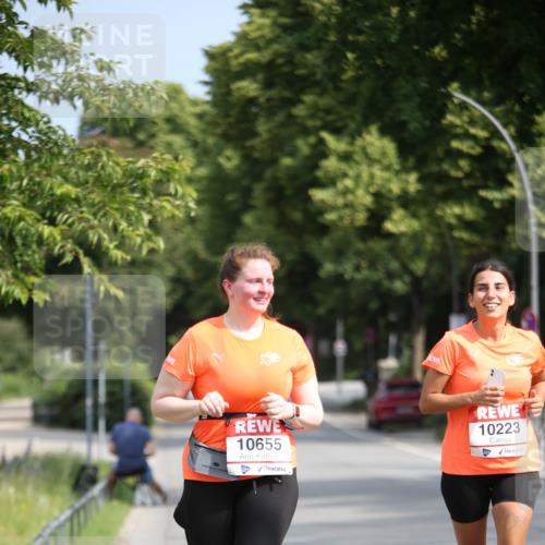 15.06.2025 - REWE Women's Run Jannik Wohlers http://msf.ph/oto/7943430 15.06.2025 10:02:02 Laufen 10655, 10223 meine-sportfotos.de