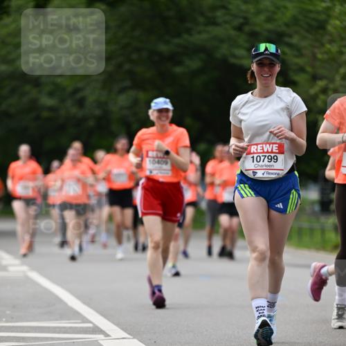 15.06.2025 - REWE Women's Run Dr. Thomas Lammeyer http://msf.ph/oto/7943457 15.06.2025 09:22:03 Laufen 10409, 10799 meine-sportfotos.de