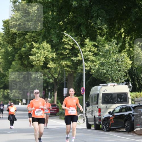 15.06.2025 - REWE Women's Run Jannik Wohlers http://msf.ph/oto/7943519 15.06.2025 10:02:40 Laufen 5, 40420, 10689 meine-sportfotos.de