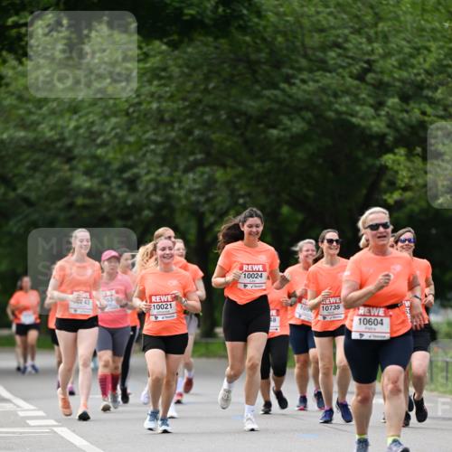 15.06.2025 - REWE Women's Run Dr. Thomas Lammeyer http://msf.ph/oto/7943521 15.06.2025 09:22:06 Laufen 243, 10021, 10024, 20, 8, 105, 10735, 10604 meine-sportfotos.de