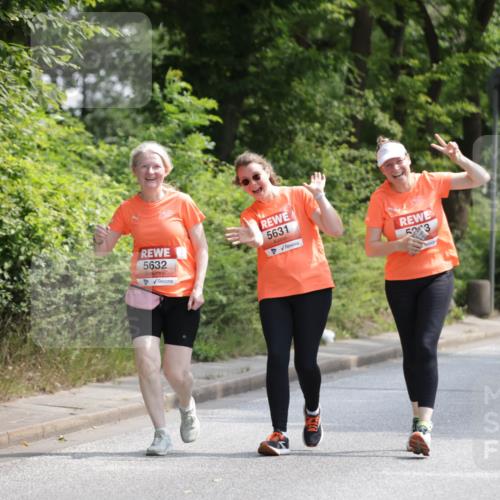 15.06.2025 - REWE Women's Run Jannik Wohlers http://msf.ph/oto/7943535 15.06.2025 10:16:42 Laufen 5632, 5631, 523 meine-sportfotos.de
