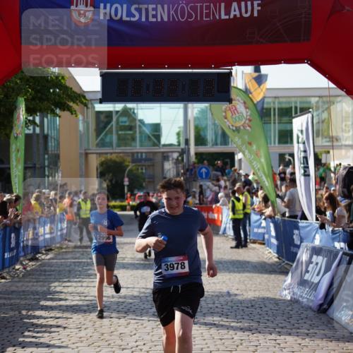 13.06.2025 - Holstenköstenlauf Felixshl http://msf.ph/oto/7943557 13.06.2025 18:09:15 Laufen 2433, 2996, 3978 meine-sportfotos.de