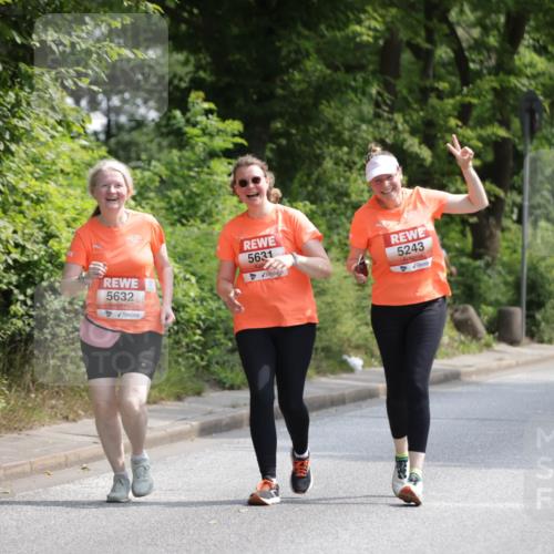 15.06.2025 - REWE Women's Run Jannik Wohlers http://msf.ph/oto/7943594 15.06.2025 10:16:43 Laufen 5632, 5631, 5243 meine-sportfotos.de