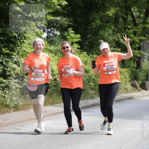 15.06.2025 - REWE Women's Run Jannik Wohlers http://msf.ph/oto/7943644 15.06.2025 10:16:44 Laufen 5632, 562, 5243 meine-sportfotos.de