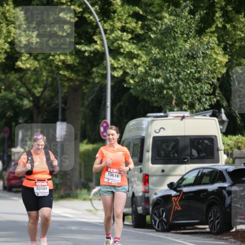 15.06.2025 - REWE Women's Run Jannik Wohlers http://msf.ph/oto/7943668 15.06.2025 10:02:49 Laufen 10616, 10504 meine-sportfotos.de