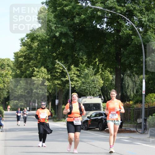 15.06.2025 - REWE Women's Run Jannik Wohlers http://msf.ph/oto/7943742 15.06.2025 10:02:54 Laufen 1051, 10616, 10504 meine-sportfotos.de