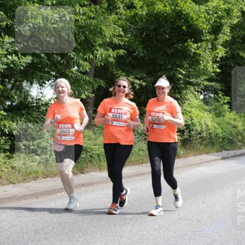 15.06.2025 - REWE Women's Run Jannik Wohlers http://msf.ph/oto/7943858 15.06.2025 10:16:47 Laufen 5632, 5631, 524 meine-sportfotos.de