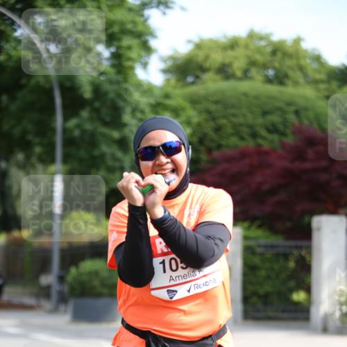 15.06.2025 - REWE Women's Run Jannik Wohlers http://msf.ph/oto/7943940 15.06.2025 10:03:02 Laufen 10 meine-sportfotos.de