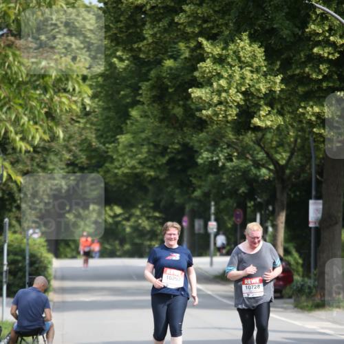 15.06.2025 - REWE Women's Run Jannik Wohlers http://msf.ph/oto/7943968 15.06.2025 10:03:05 Laufen 10297, 10728 meine-sportfotos.de