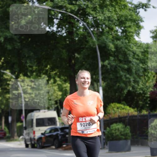 15.06.2025 - REWE Women's Run Jannik Wohlers http://msf.ph/oto/7944046 15.06.2025 08:47:24 Laufen 10785 meine-sportfotos.de