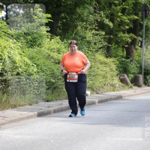 15.06.2025 - REWE Women's Run Jannik Wohlers http://msf.ph/oto/7944107 15.06.2025 10:17:01 Laufen 5287 meine-sportfotos.de