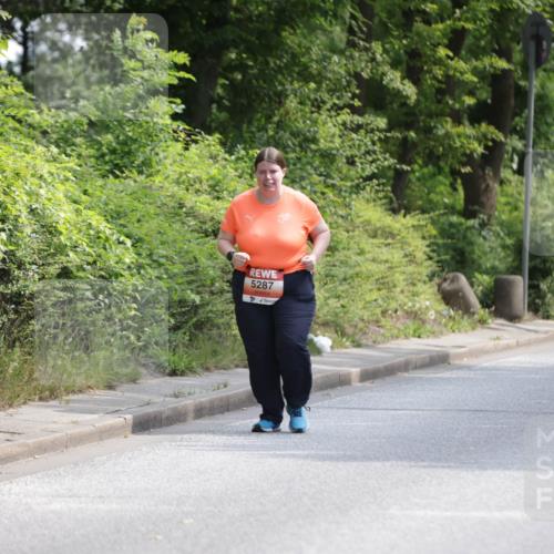 15.06.2025 - REWE Women's Run Jannik Wohlers http://msf.ph/oto/7944112 15.06.2025 10:17:01 Laufen 5287 meine-sportfotos.de