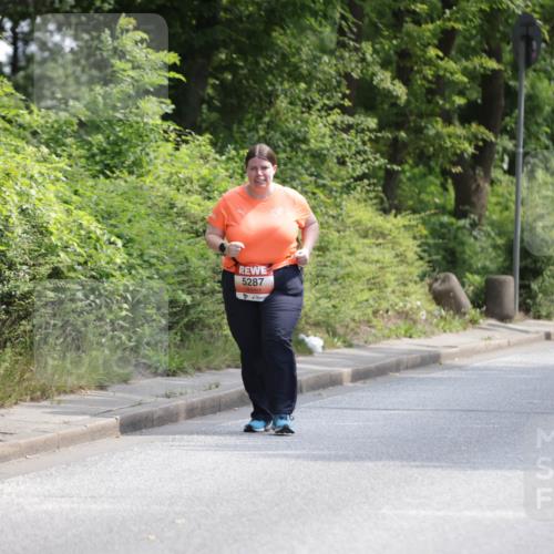 15.06.2025 - REWE Women's Run Jannik Wohlers http://msf.ph/oto/7944117 15.06.2025 10:17:01 Laufen 5287 meine-sportfotos.de
