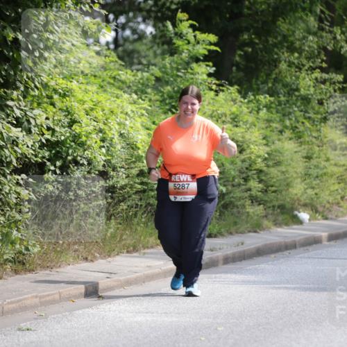 15.06.2025 - REWE Women's Run Jannik Wohlers http://msf.ph/oto/7944230 15.06.2025 10:17:03 Laufen 5287 meine-sportfotos.de