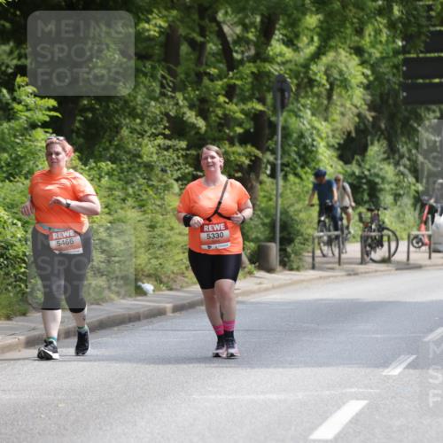 15.06.2025 - REWE Women's Run Jannik Wohlers http://msf.ph/oto/7944326 15.06.2025 10:17:12 Laufen 5466, 5330 meine-sportfotos.de
