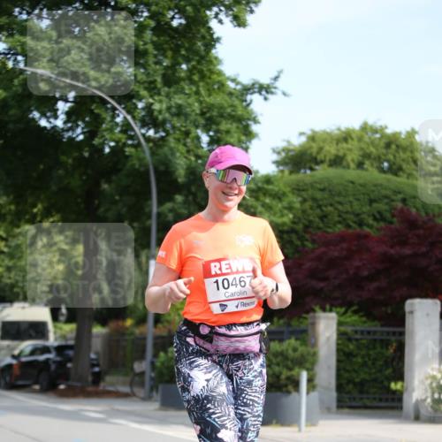 15.06.2025 - REWE Women's Run Jannik Wohlers http://msf.ph/oto/7944430 15.06.2025 10:04:36 Laufen 10467 meine-sportfotos.de
