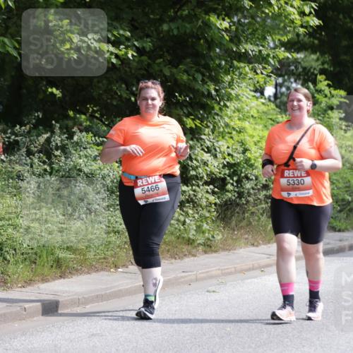 15.06.2025 - REWE Women's Run Jannik Wohlers http://msf.ph/oto/7944492 15.06.2025 10:17:16 Laufen 5466, 5330 meine-sportfotos.de