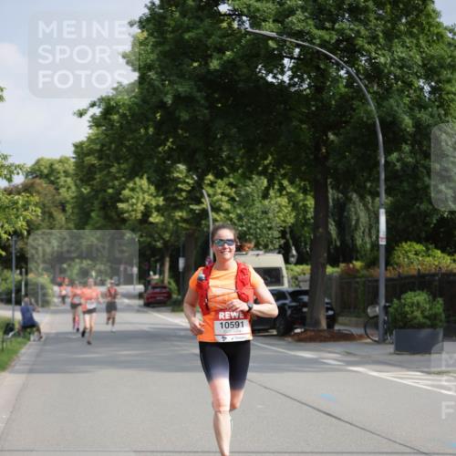 15.06.2025 - REWE Women's Run Jannik Wohlers http://msf.ph/oto/7944576 15.06.2025 08:47:45 Laufen 10591 meine-sportfotos.de
