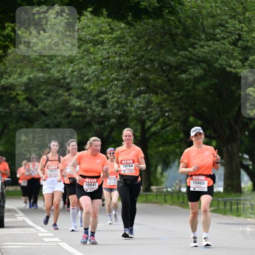15.06.2025 - REWE Women's Run Dr. Thomas Lammeyer http://msf.ph/oto/7944609 15.06.2025 09:22:27 Laufen 10645, 10541, 10764, 10465 meine-sportfotos.de