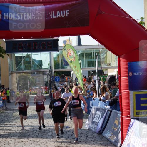 13.06.2025 - Holstenköstenlauf Felixshl http://msf.ph/oto/7944616 13.06.2025 18:10:06 Laufen 2932, 2938, 3122, 3155, 3954 meine-sportfotos.de