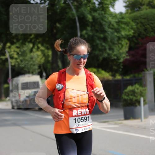 15.06.2025 - REWE Women's Run Jannik Wohlers http://msf.ph/oto/7944654 15.06.2025 08:47:46 Laufen 18, 37, 10591 meine-sportfotos.de