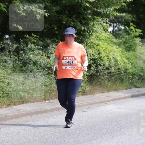 15.06.2025 - REWE Women's Run Jannik Wohlers http://msf.ph/oto/7944837 15.06.2025 10:18:09 Laufen 5481 meine-sportfotos.de