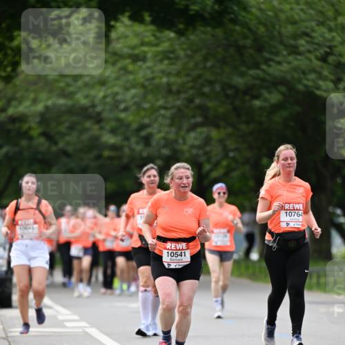 15.06.2025 - REWE Women's Run Dr. Thomas Lammeyer http://msf.ph/oto/7944843 15.06.2025 09:22:32 Laufen 10541, 10764 meine-sportfotos.de