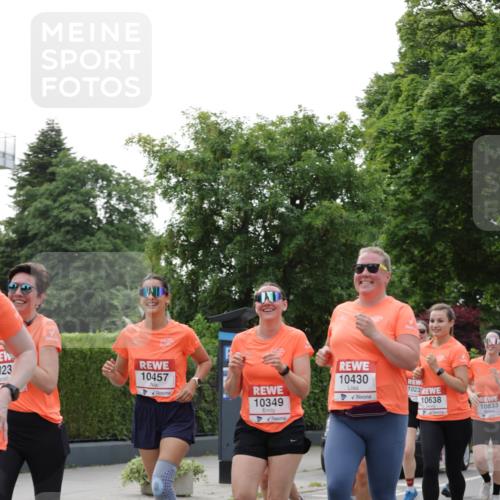 15.06.2025 - REWE Women's Run Jannik Wohlers http://msf.ph/oto/7944890 15.06.2025 08:29:33 Laufen 023, 10457, 10349, 10430, 1023, 10638, 10833 meine-sportfotos.de