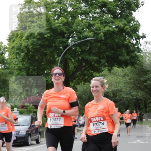 15.06.2025 - REWE Women's Run Jannik Wohlers http://msf.ph/oto/7944944 15.06.2025 08:29:34 Laufen 10077, 0833, 10078 meine-sportfotos.de