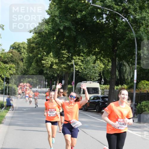 15.06.2025 - REWE Women's Run Jannik Wohlers http://msf.ph/oto/7945120 15.06.2025 09:44:07 Laufen 10781, 10095, 10343 meine-sportfotos.de