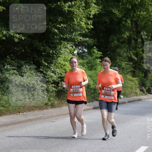 15.06.2025 - REWE Women's Run Jannik Wohlers http://msf.ph/oto/7945472 15.06.2025 10:18:39 Laufen 5331, 5312 meine-sportfotos.de