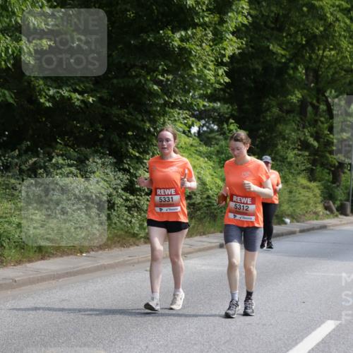 15.06.2025 - REWE Women's Run Jannik Wohlers http://msf.ph/oto/7945518 15.06.2025 10:18:39 Laufen 5331, 5312 meine-sportfotos.de