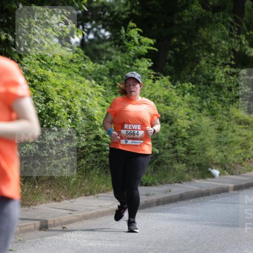 15.06.2025 - REWE Women's Run Jannik Wohlers http://msf.ph/oto/7945540 15.06.2025 10:18:41 Laufen 4312, 5664 meine-sportfotos.de