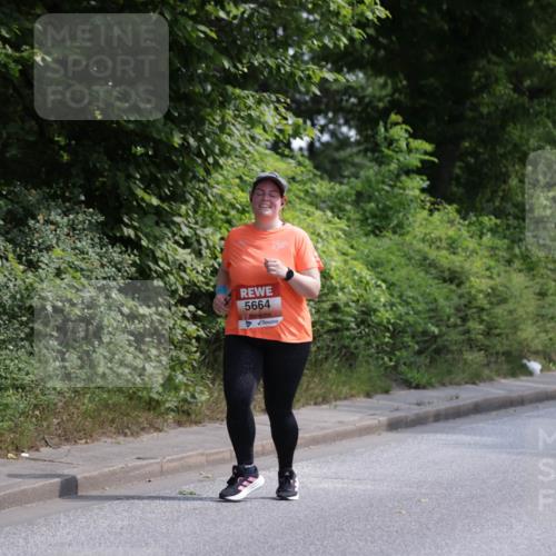 15.06.2025 - REWE Women's Run Jannik Wohlers http://msf.ph/oto/7945593 15.06.2025 10:18:43 Laufen 5664 meine-sportfotos.de