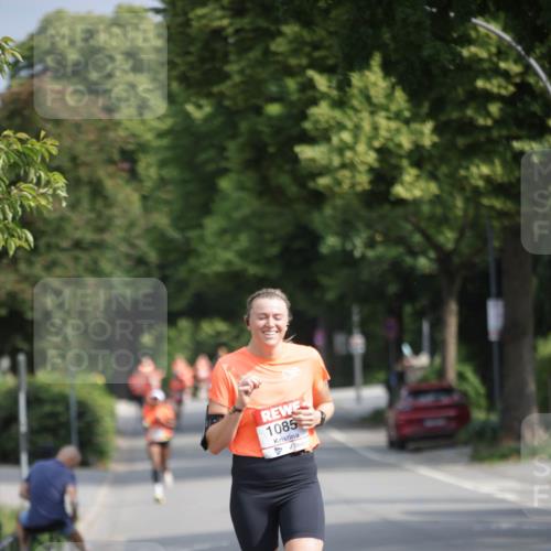 15.06.2025 - REWE Women's Run Jannik Wohlers http://msf.ph/oto/7945608 15.06.2025 08:48:20 Laufen 1085 meine-sportfotos.de