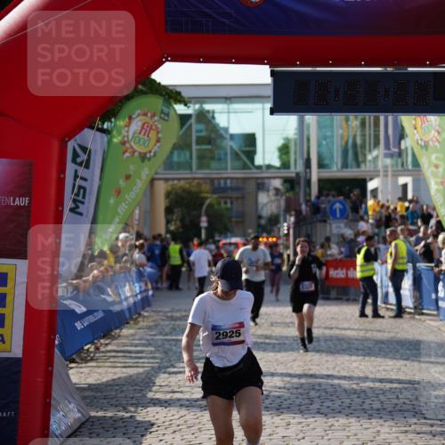 13.06.2025 - Holstenköstenlauf Felixshl http://msf.ph/oto/7945709 13.06.2025 18:11:51 Laufen 2322, 2925 meine-sportfotos.de