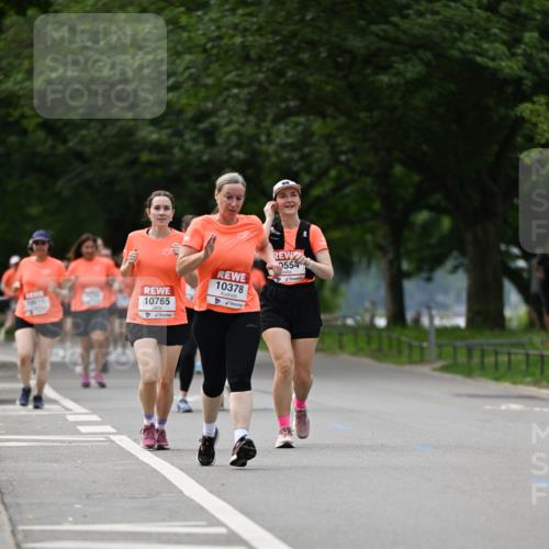 15.06.2025 - REWE Women's Run Dr. Thomas Lammeyer http://msf.ph/oto/7945882 15.06.2025 09:23:04 Laufen 10611, 10765, 10378, 0554 meine-sportfotos.de