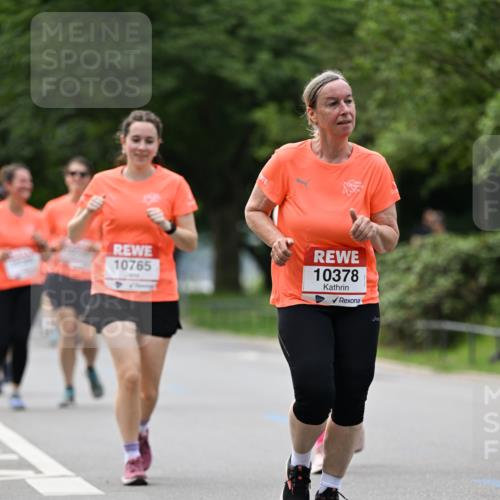 15.06.2025 - REWE Women's Run Dr. Thomas Lammeyer http://msf.ph/oto/7946002 15.06.2025 09:23:10 Laufen 10765, 10378 meine-sportfotos.de