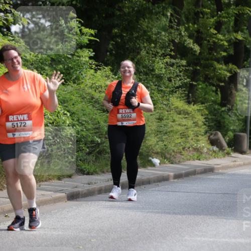 15.06.2025 - REWE Women's Run Jannik Wohlers http://msf.ph/oto/7946048 15.06.2025 10:19:20 Laufen 5172, 5592 meine-sportfotos.de