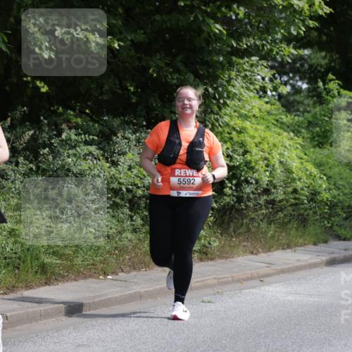 15.06.2025 - REWE Women's Run Jannik Wohlers http://msf.ph/oto/7946097 15.06.2025 10:19:24 Laufen 5172, 5592 meine-sportfotos.de