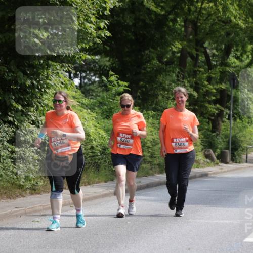 15.06.2025 - REWE Women's Run Jannik Wohlers http://msf.ph/oto/7946175 15.06.2025 10:19:59 Laufen 5245, 5240, 5508, 75 meine-sportfotos.de