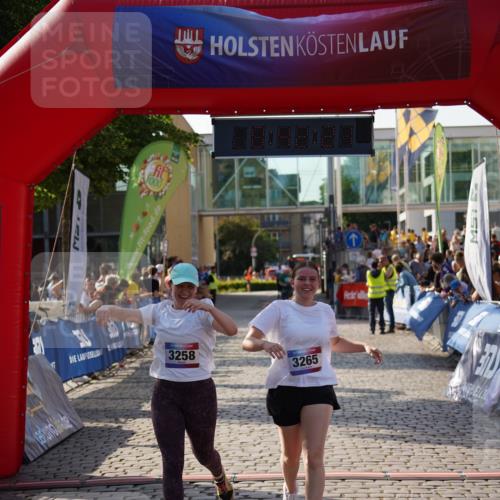 13.06.2025 - Holstenköstenlauf Felixshl http://msf.ph/oto/7946220 13.06.2025 18:12:23 Laufen 3258, 3265 meine-sportfotos.de