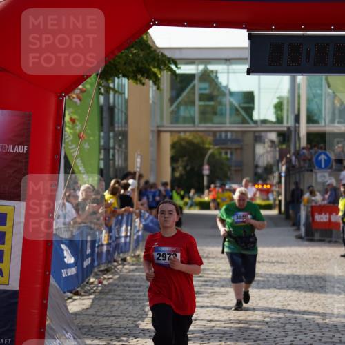 13.06.2025 - Holstenköstenlauf Felixshl http://msf.ph/oto/7946289 13.06.2025 18:12:38 Laufen 2972, 3858 meine-sportfotos.de