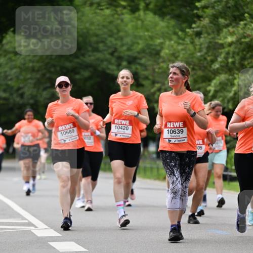 15.06.2025 - REWE Women's Run Dr. Thomas Lammeyer http://msf.ph/oto/7946398 15.06.2025 09:23:23 Laufen 10689, 10420, 10639, 05 meine-sportfotos.de