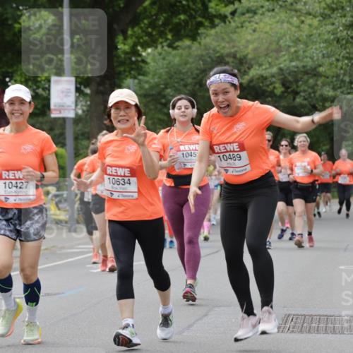 15.06.2025 - REWE Women's Run Jannik Wohlers http://msf.ph/oto/7946469 15.06.2025 08:30:05 Laufen 10427, 10634, 10489, 1045, 10, 4717 meine-sportfotos.de