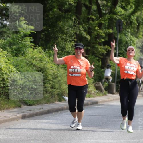 15.06.2025 - REWE Women's Run Jannik Wohlers http://msf.ph/oto/7946499 15.06.2025 10:21:15 Laufen 5516, 5519 meine-sportfotos.de