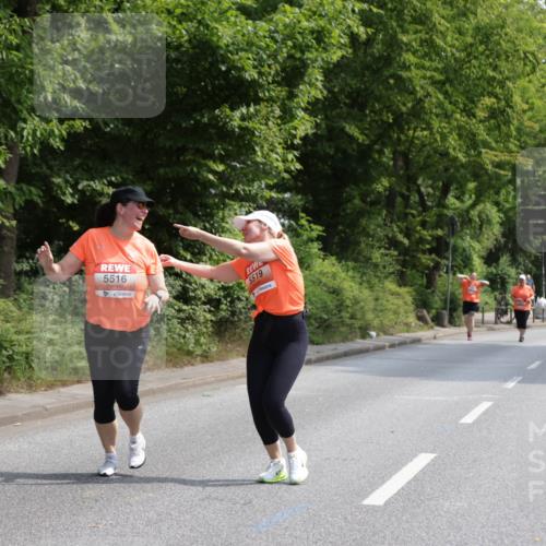 15.06.2025 - REWE Women's Run Jannik Wohlers http://msf.ph/oto/7946715 15.06.2025 10:21:22 Laufen 5516, 5519 meine-sportfotos.de