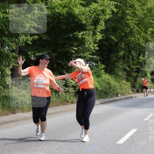 15.06.2025 - REWE Women's Run Jannik Wohlers http://msf.ph/oto/7946716 15.06.2025 10:21:23 Laufen 5516, 5519 meine-sportfotos.de